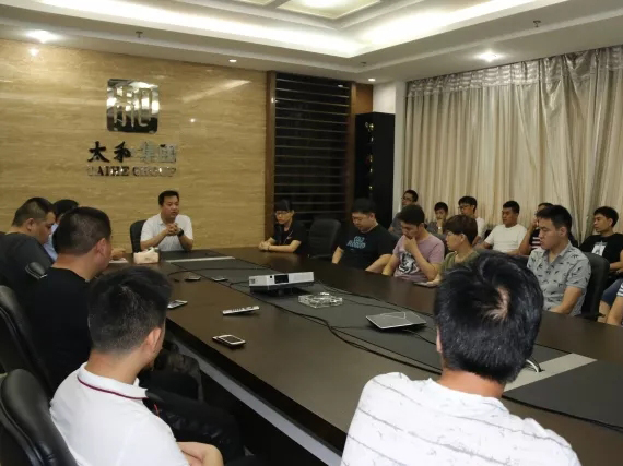 Cmp(冠军)官网 - 西甲希洪竞技主赞助商