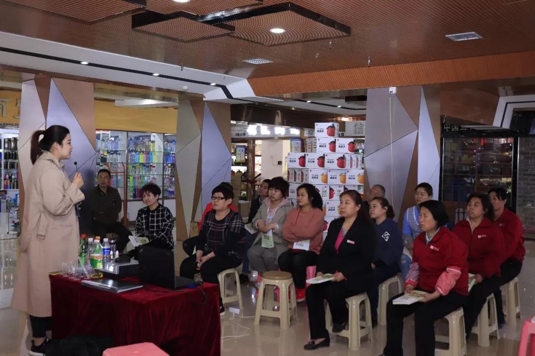 Cmp(冠军)官网 - 西甲希洪竞技主赞助商