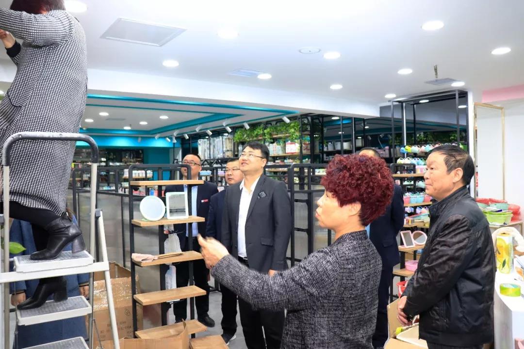 Cmp(冠军)官网 - 西甲希洪竞技主赞助商