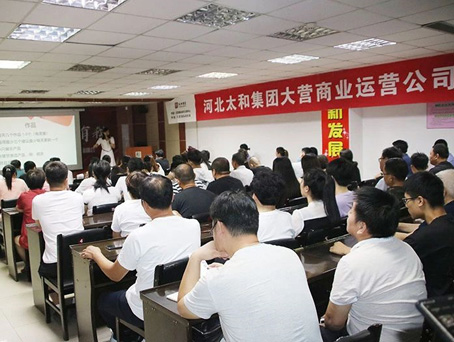 Cmp(冠军)官网 - 西甲希洪竞技主赞助商