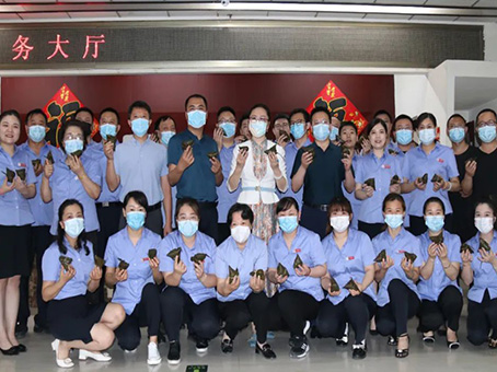 Cmp(冠军)官网 - 西甲希洪竞技主赞助商